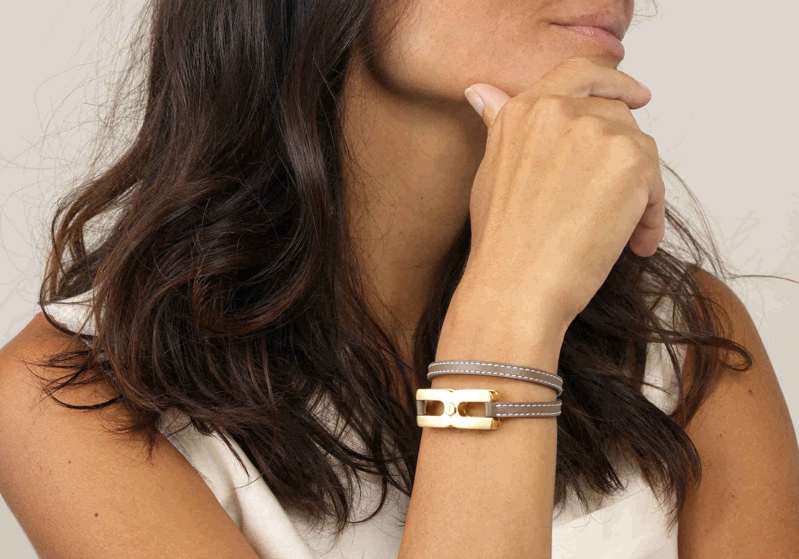 Bracelet Helys Alhiage en or, bijou unique personnalisé fabriqué à la main en France, pièce de joaillerie d'exception alliant authenticité et émotion