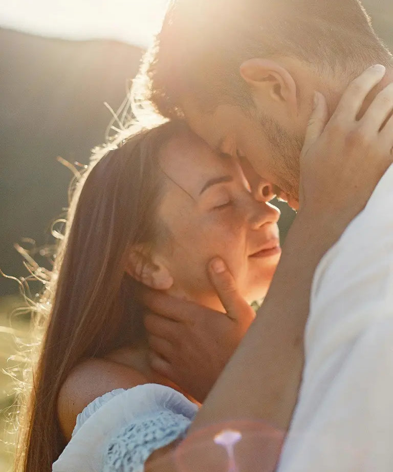 photo de deux amoureux le jour de la saint valentin