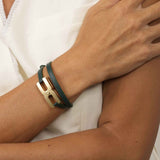 Bracelet Helys V porté - bijou mémoriel en or vermeil fabriqué en France