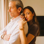 Bracelet Helys Y or vermeil porté au poignet - bijou personnalise pour femme -  fabrication française