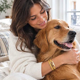 Bracelet Helys Y or vermeil porté au poignet - bijou personnalise pour chien -  fabrication française